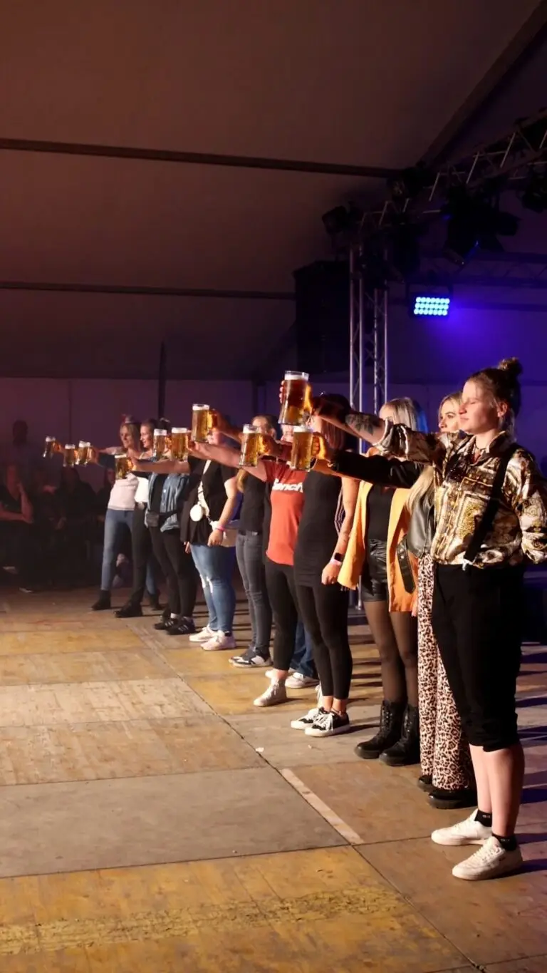 Bierkrugstemmen der Frauen